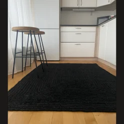 Online Nimara Alex tæppe - Sort jute 180x120