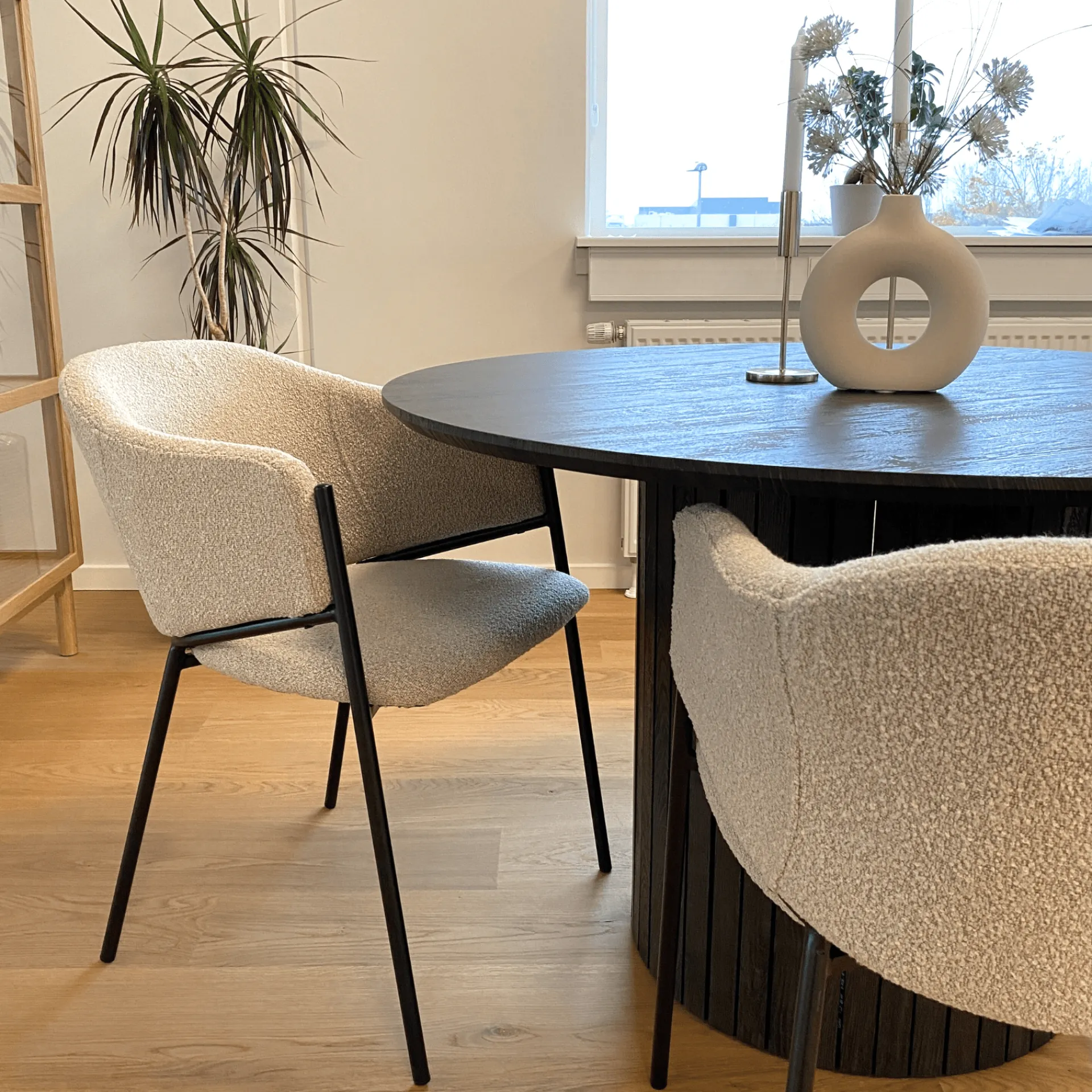 Best Nimara Carolina spisebordsstol i beige boucle