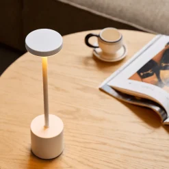 Hot Nimara Elvis LED bordlampe hvid