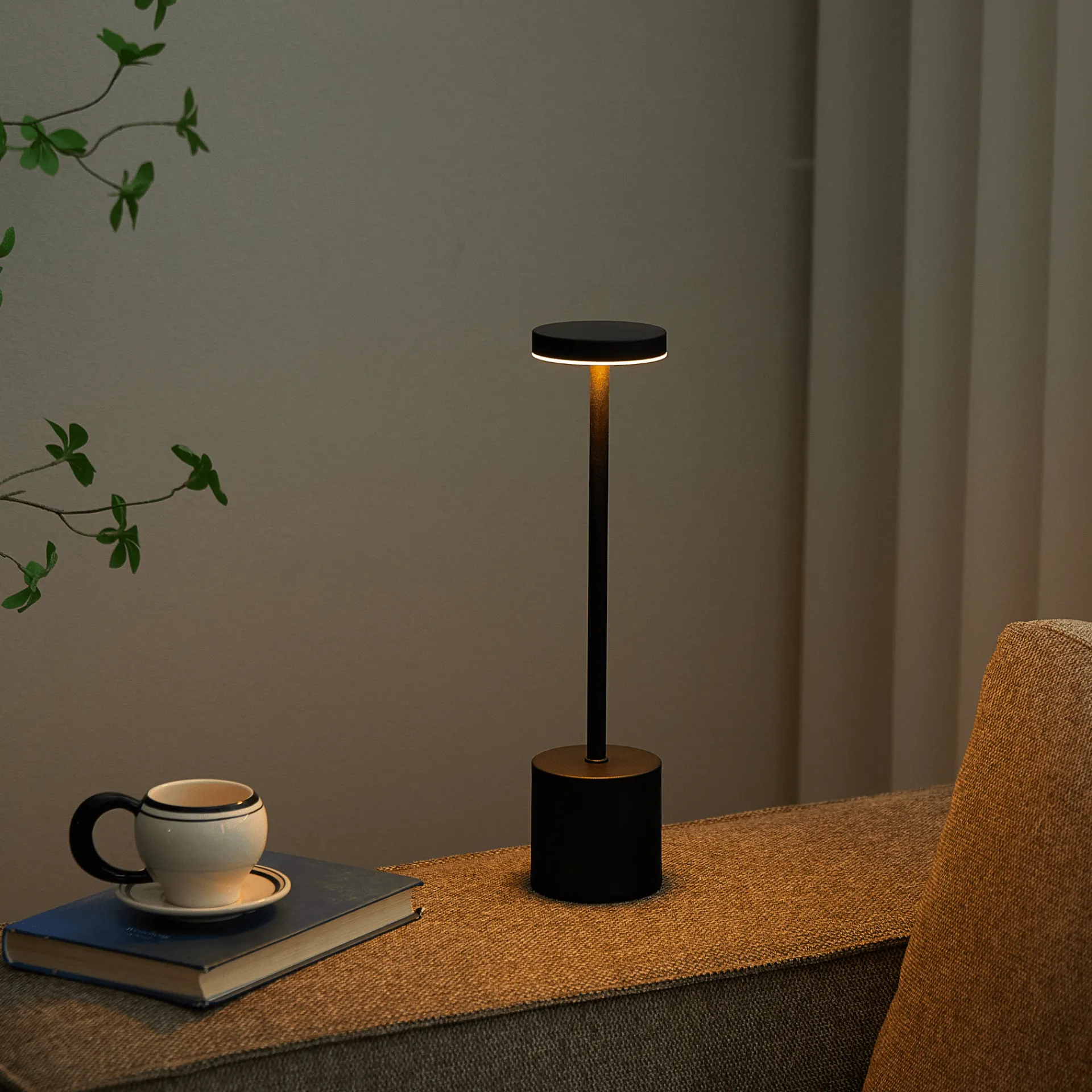 Best Nimara Elvis LED bordlampe sort