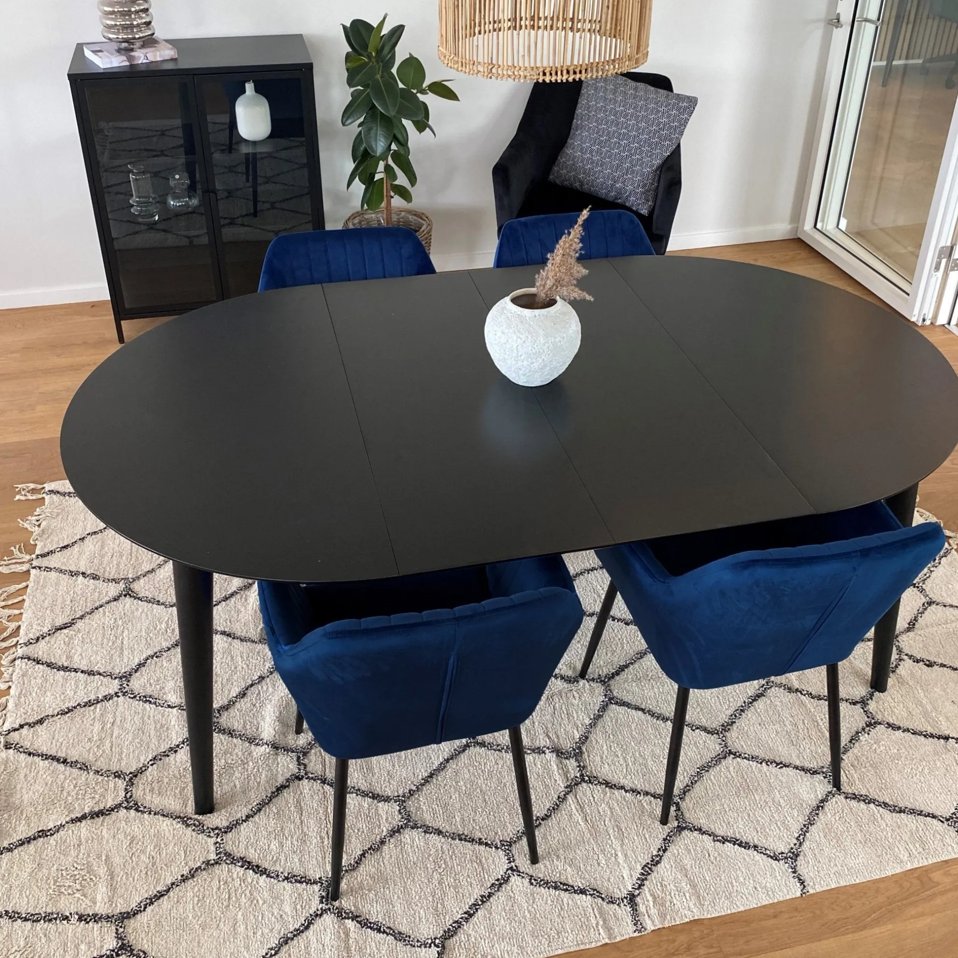 Nimara Herman glas skænk/vitrineskab - Sort metal 80x40x105 cm