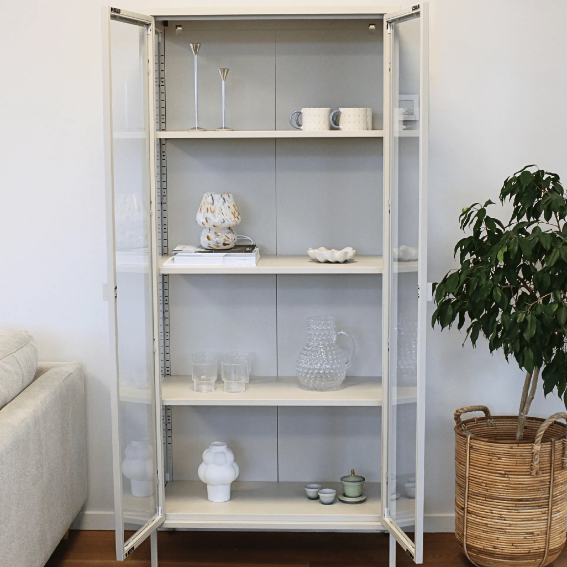 Outlet Nimara Herman Vitrineskab - Beige metal/glas - 110x40x140 cm