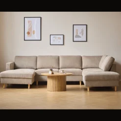 Nimara Jennifer venstrevendt u-sofa i sand med chaiselong - L: 300 x D: 208 x H: 82 cm