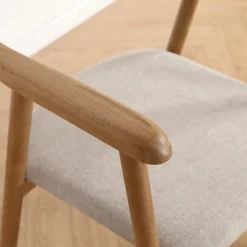 Clearance Nimara Jocelyn spisebordsstol i eg med beige stofsæde