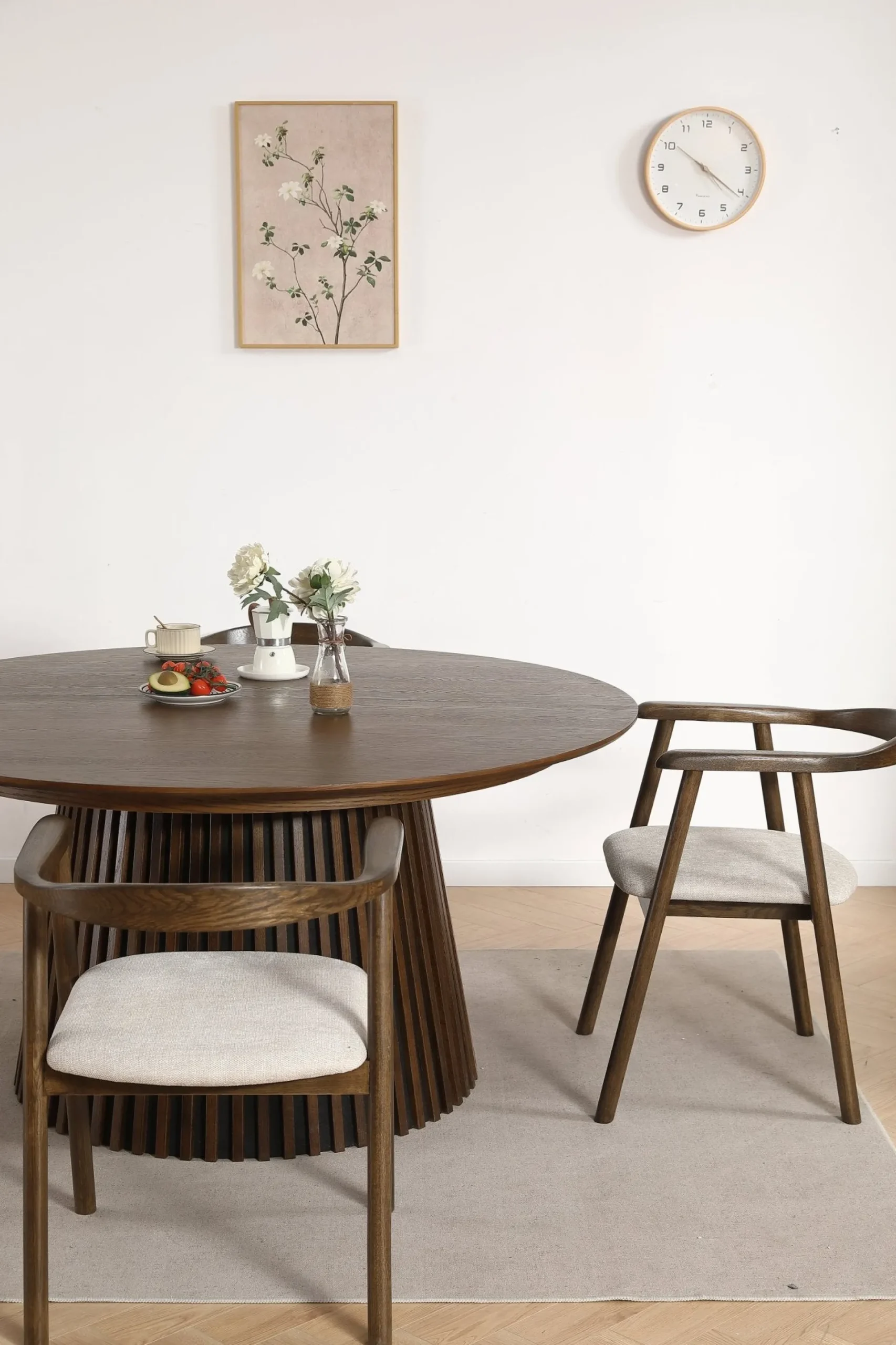 Sale Nimara Jocelyn spisebordsstol i røget eg med beige stofsæde