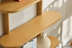 Hot Nimara Juliet væghylde i eg med 5 hylder H:140 x B:22 x B:75 cm