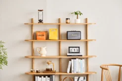 Clearance Nimara Juliet væghylde i eg med 5 hylder H:140 x D:22 x B:130 cm