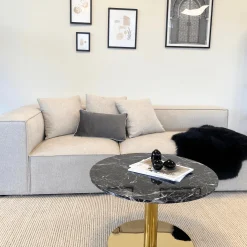 Best Nimara Lazio rundt sofabord i sort marmor look med guld ben - Ø70 cm