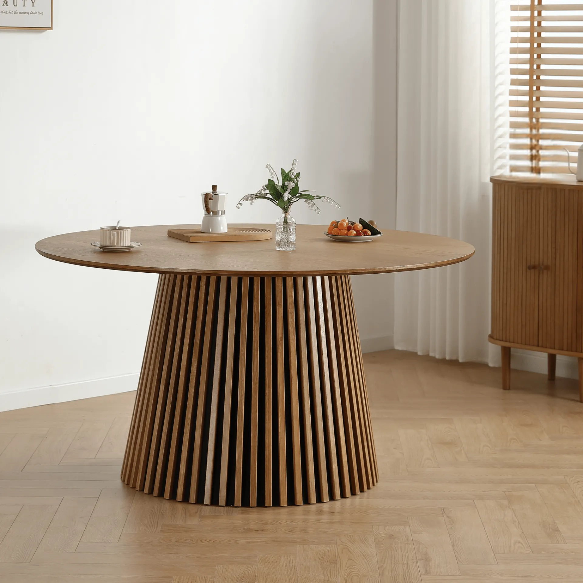 Discount Nimara Lewis - Lamel rundt Spisebord I Egefiner Ø140 cm