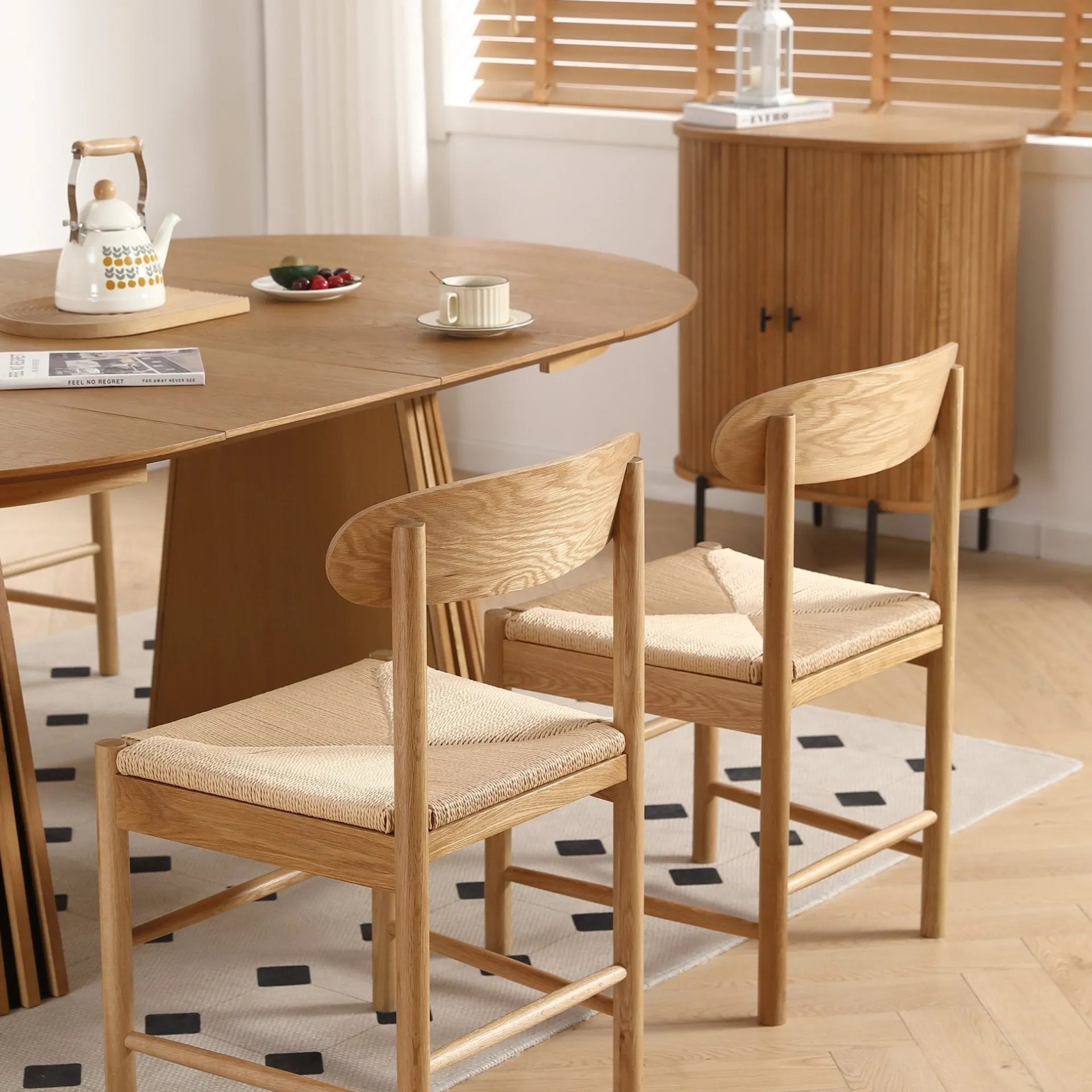 Sale Nimara Madison træstol i eg med flet sæde