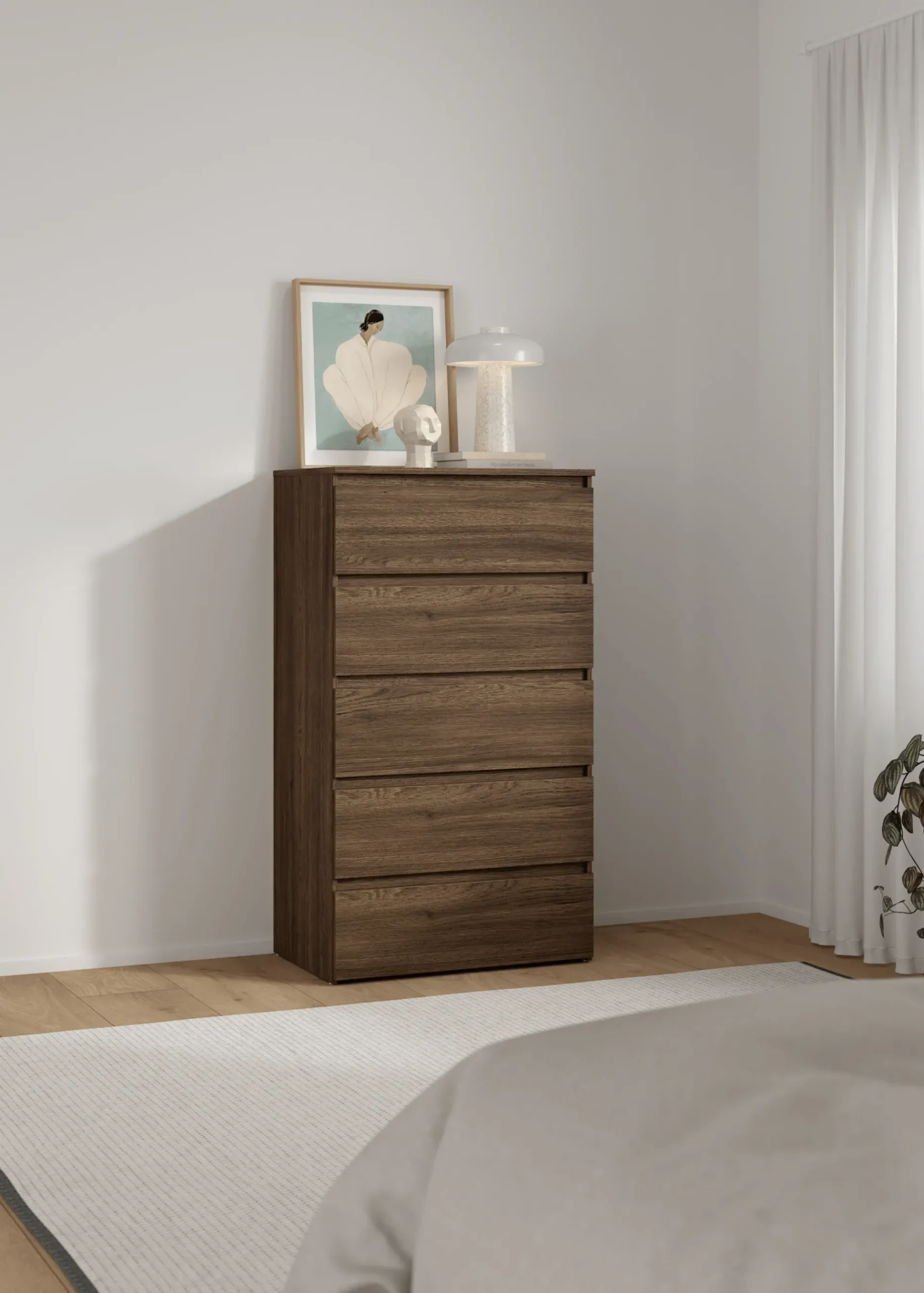 Hot Nimara Maise kommode H:114 x B:65 x D:41 cm med 5 skuffer i røget egelook