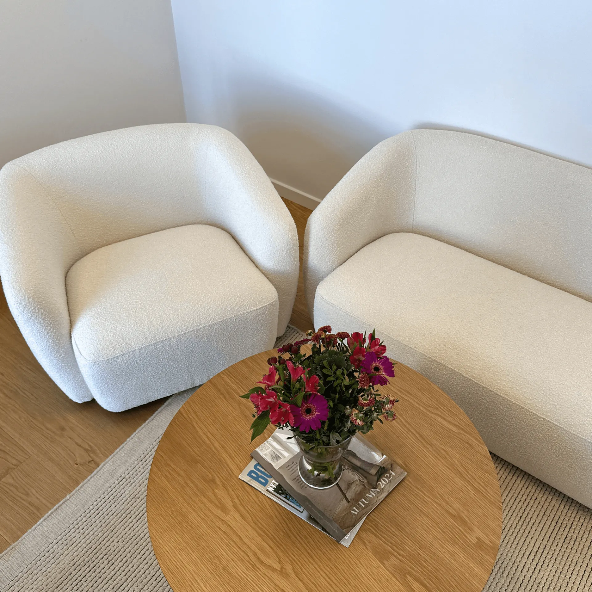 Clearance Nimara Melisa - lænestol i hvid boucle B: 92 D: 84 H: 66 cm