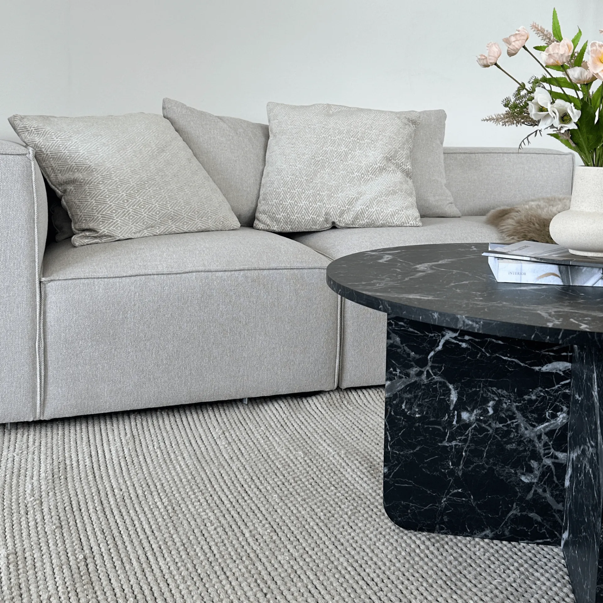 Online Nimara Mercy sofabord sort marmor look Ø80 cm