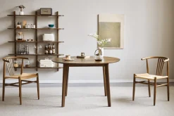 New Nimara Miles - Rundt spisebord Ø120 cm i røget egefiner med sildebensmønster