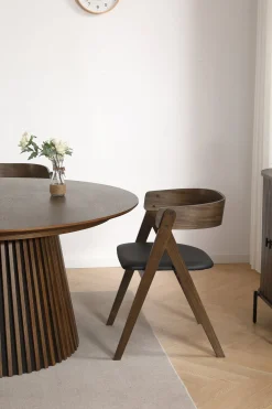 Online Nimara Spisebordssæt - Lewis lamel spisebord Ø120 cm med udtræk i røget egefiner + 4 x Samantha spisebordsstole i røget eg