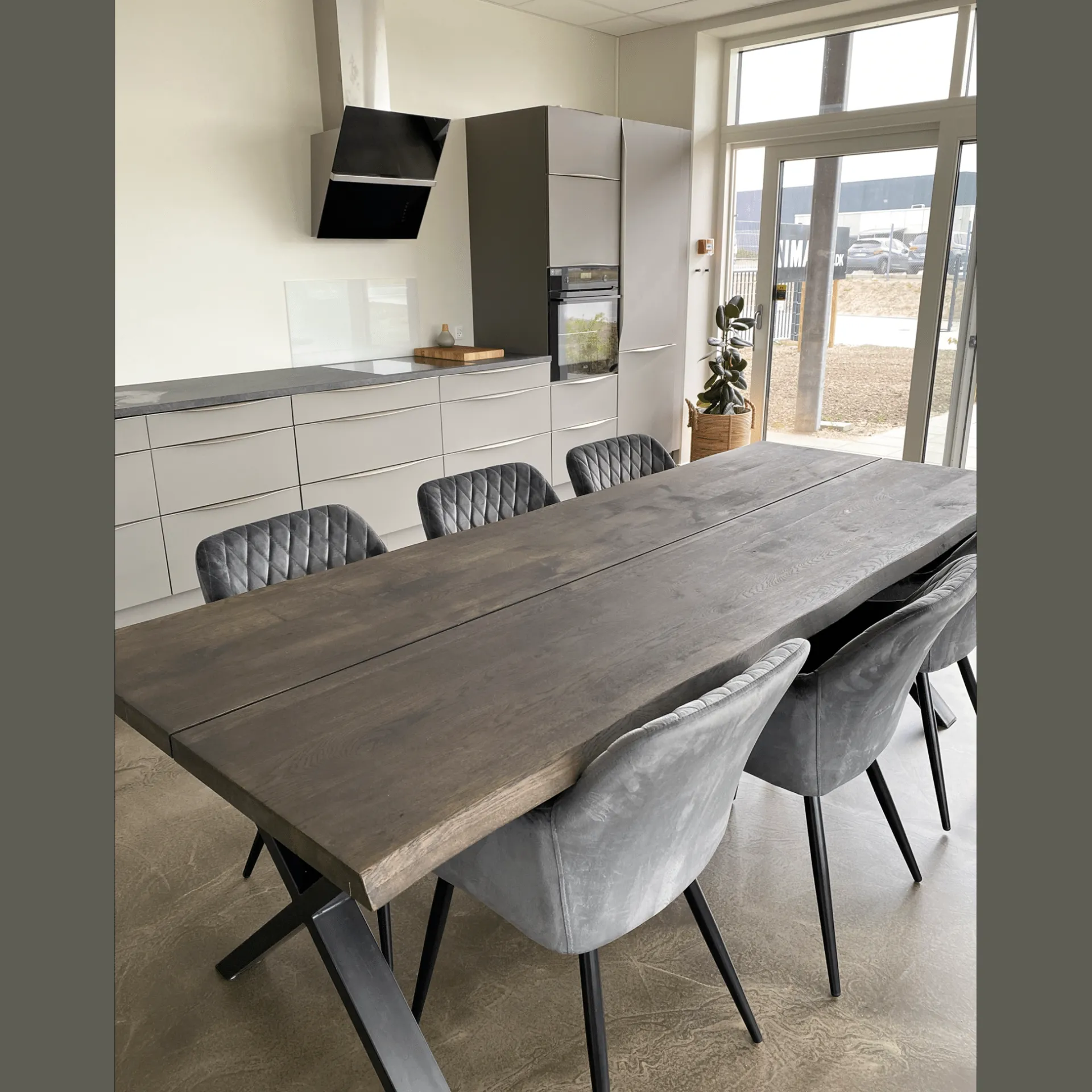 Sale Nimara Susan plankebord - 240x95 cm - i smoked eg med krydsben - (Forberedt til tillægsplader)