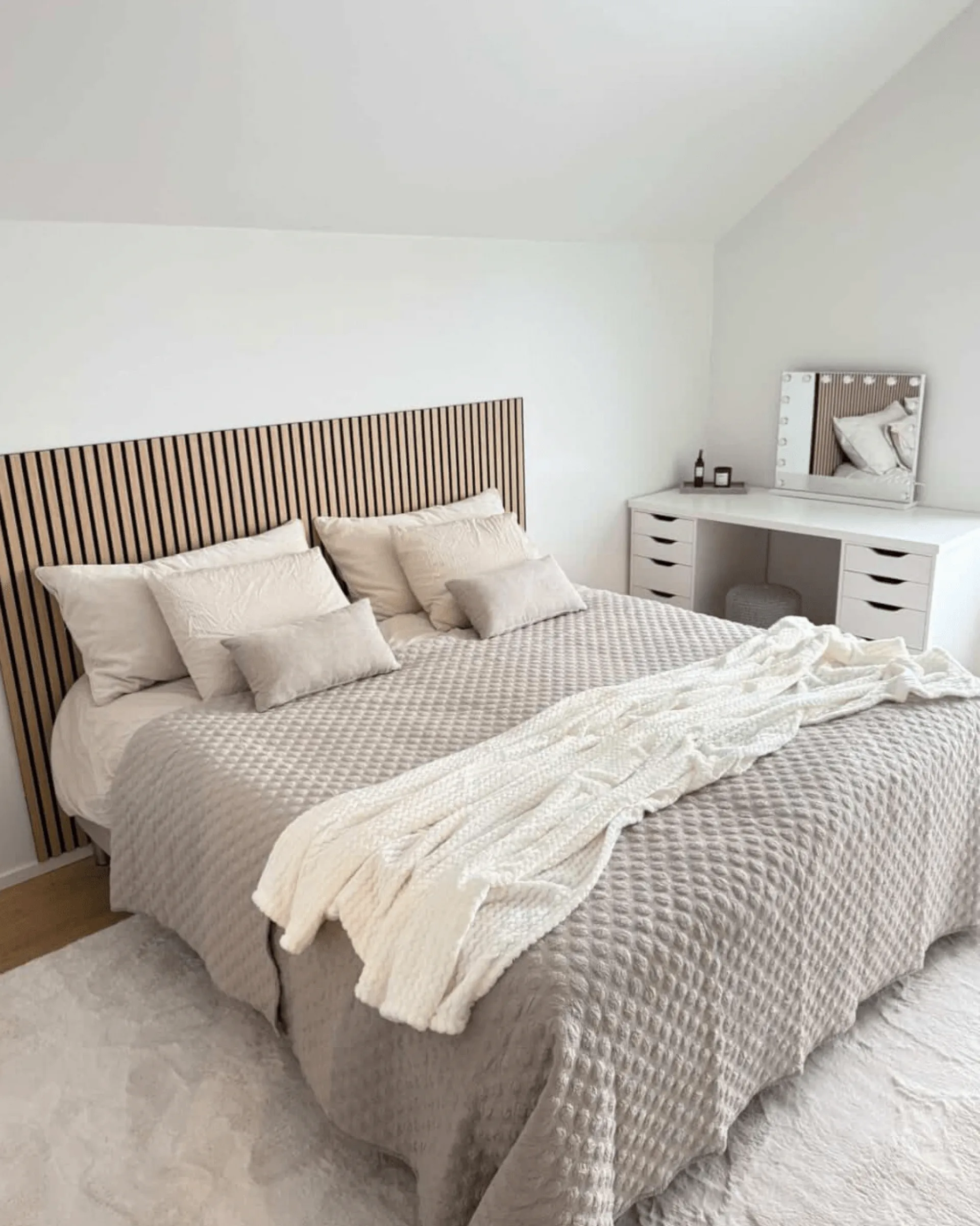 Online Nimara Theodor kontinentalseng i beige 180x200 cm inkl. chrome ben